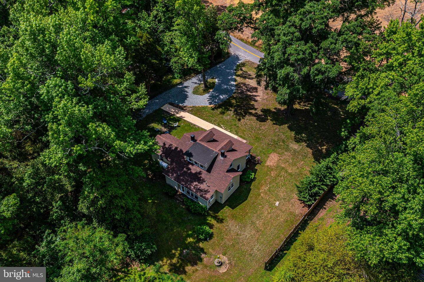76 TUCKER HILL RD., KINSALE, Virginia 22488, 3 Bedrooms Bedrooms, 6 Rooms Rooms,1 BathroomBathrooms,Residential,For sale,76 TUCKER HILL RD.,VAWE2008440 MLS # VAWE2008440