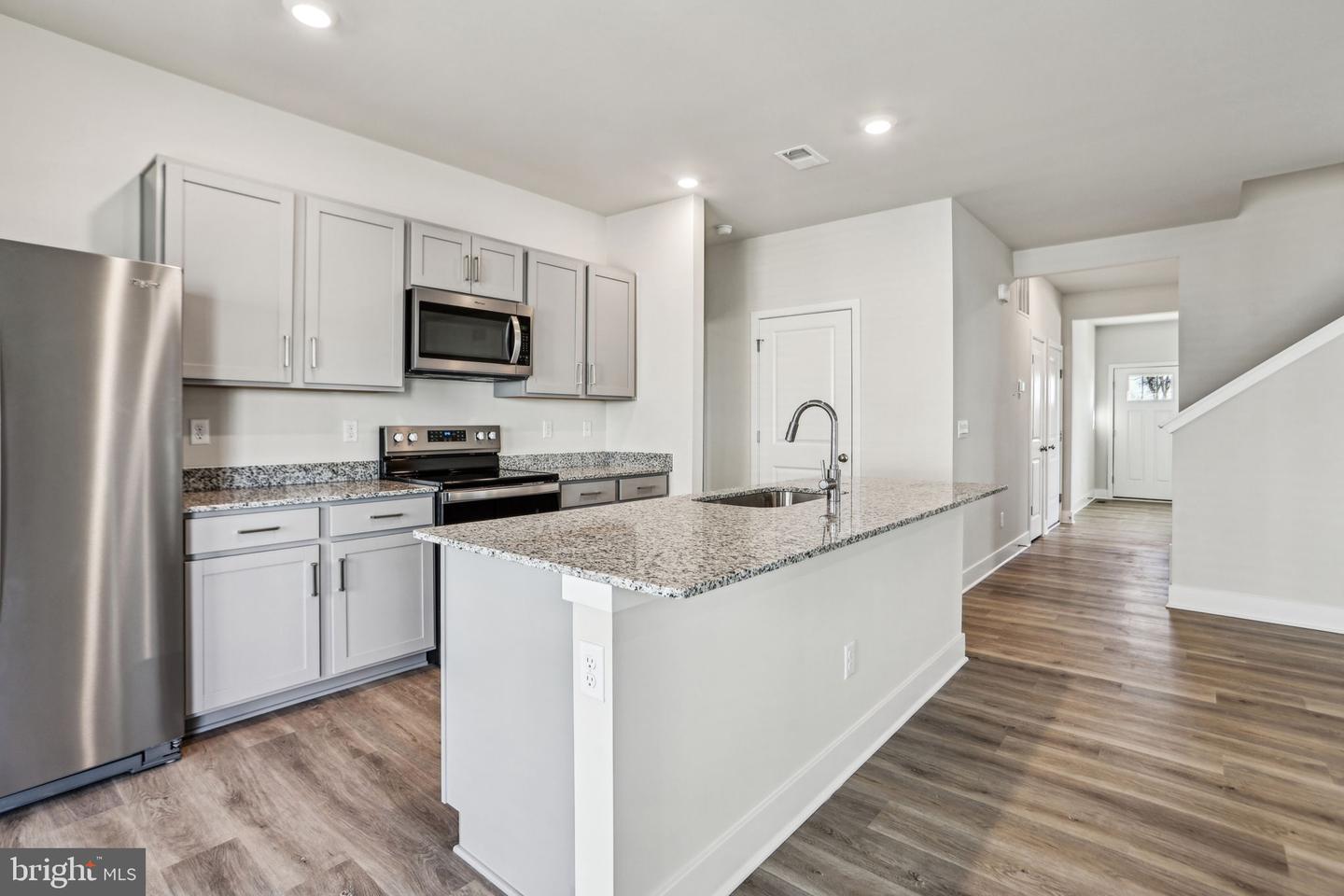 107 MASCOUTEN ST, WINCHESTER, Virginia 22602, 6 Bedrooms Bedrooms, ,4 BathroomsBathrooms,Residential,For sale,107 MASCOUTEN ST,VAFV2033694 MLS # VAFV2033694
