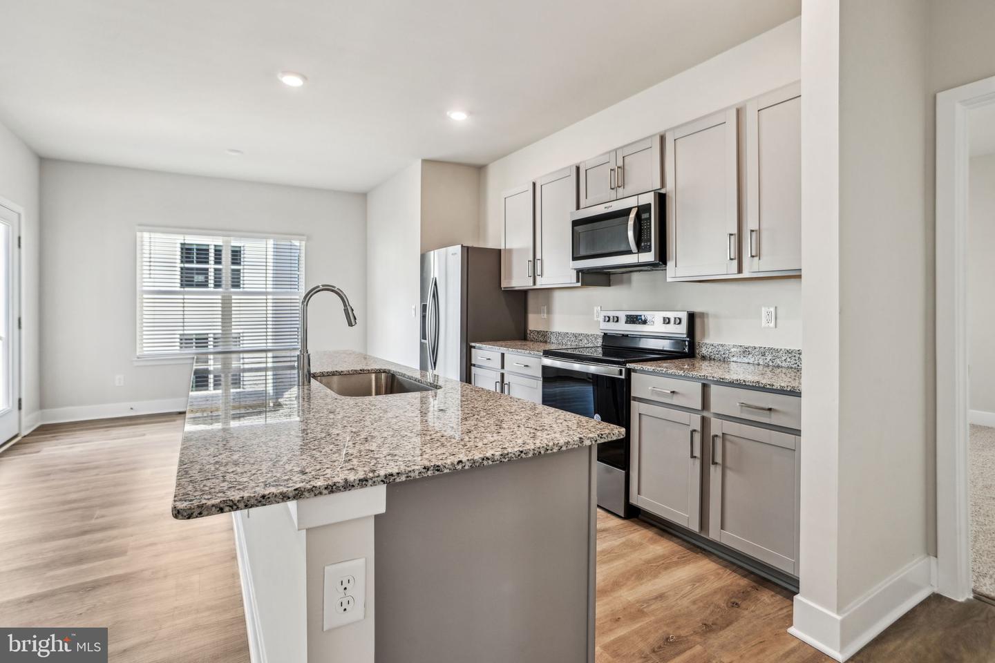 107 MASCOUTEN ST, WINCHESTER, Virginia 22602, 6 Bedrooms Bedrooms, ,4 BathroomsBathrooms,Residential,For sale,107 MASCOUTEN ST,VAFV2033694 MLS # VAFV2033694