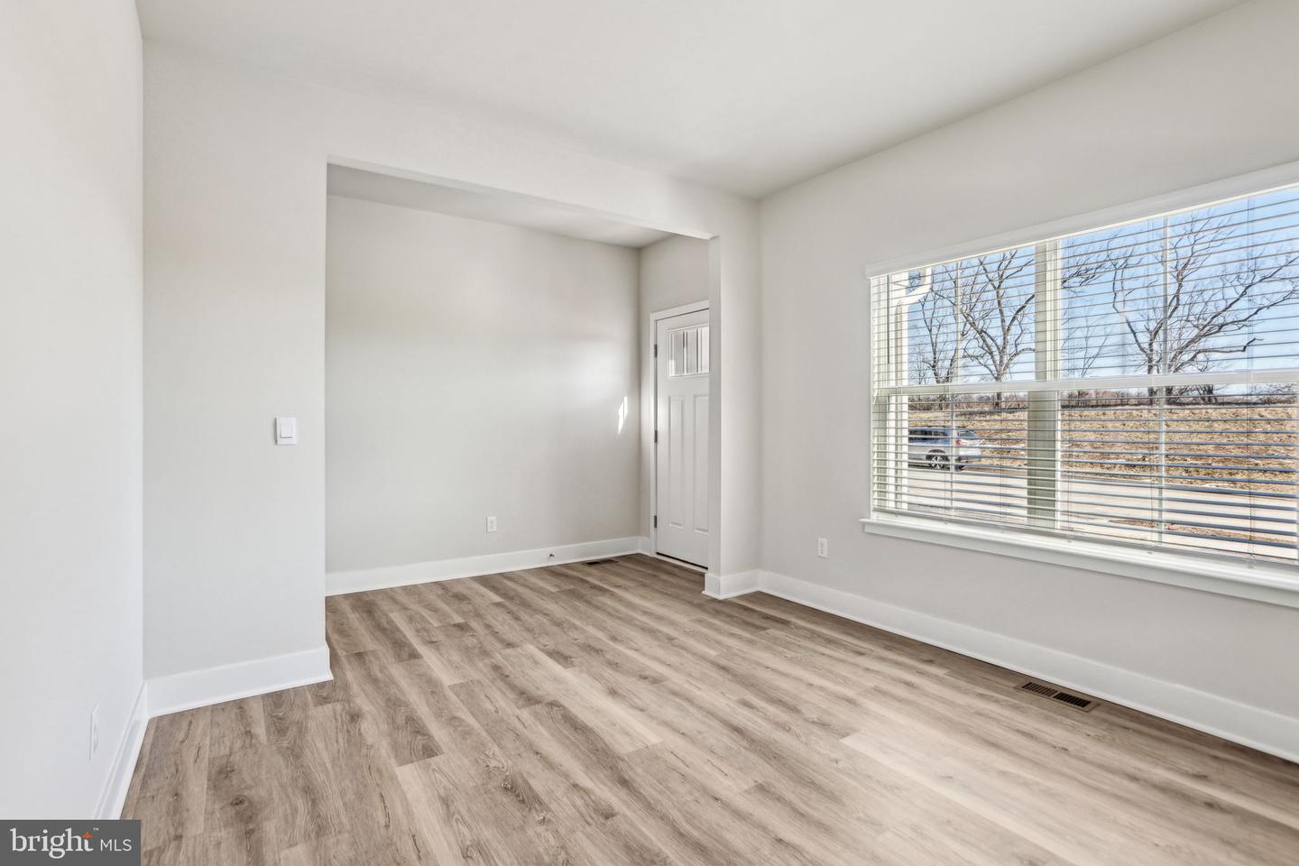 107 MASCOUTEN ST, WINCHESTER, Virginia 22602, 6 Bedrooms Bedrooms, ,4 BathroomsBathrooms,Residential,For sale,107 MASCOUTEN ST,VAFV2033694 MLS # VAFV2033694