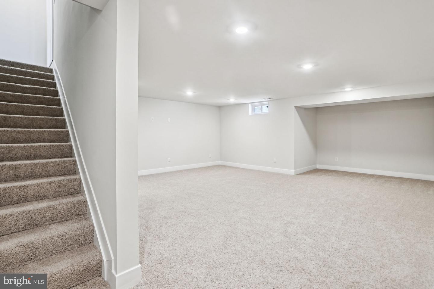 107 MASCOUTEN ST, WINCHESTER, Virginia 22602, 6 Bedrooms Bedrooms, ,4 BathroomsBathrooms,Residential,For sale,107 MASCOUTEN ST,VAFV2033694 MLS # VAFV2033694