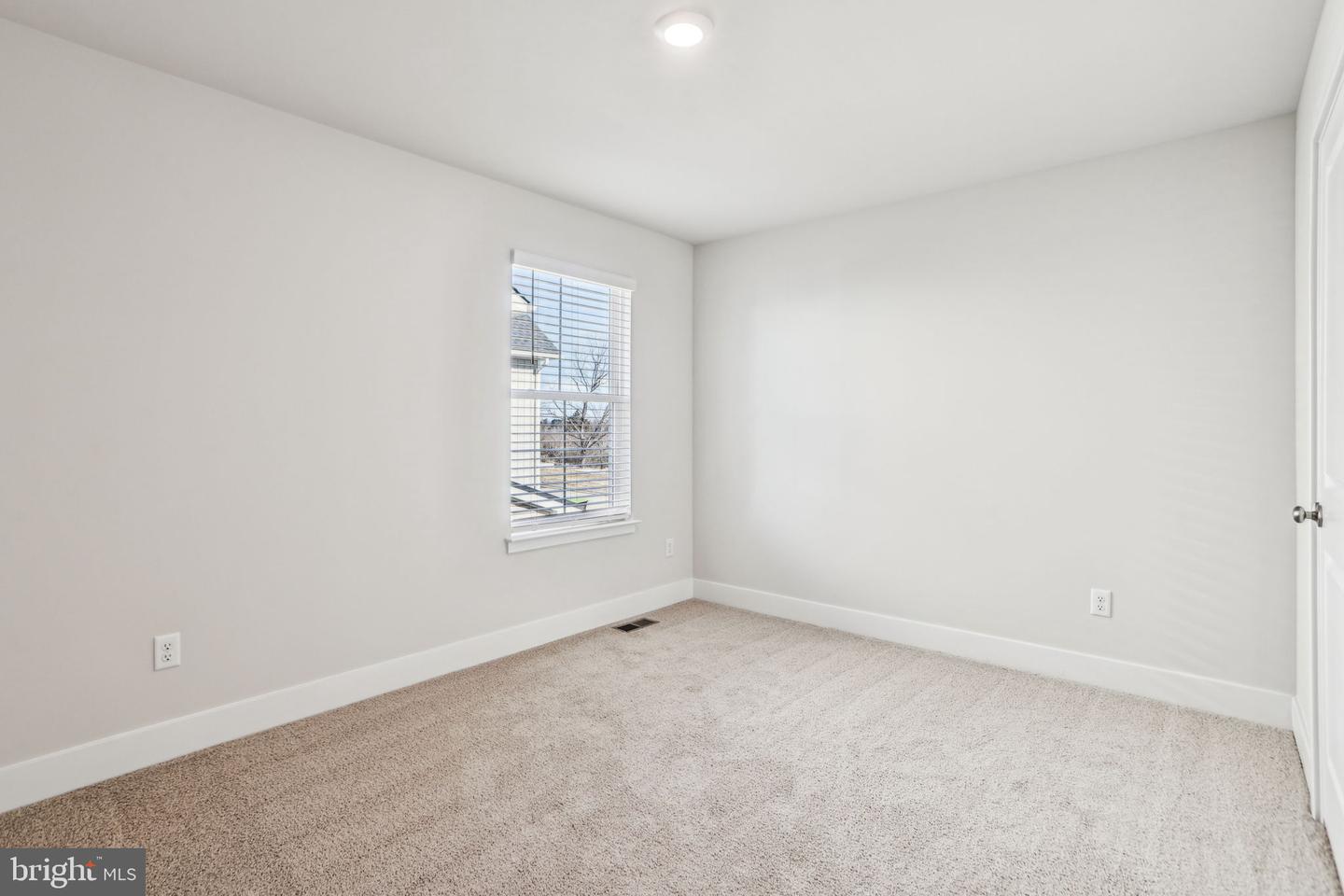 107 MASCOUTEN ST, WINCHESTER, Virginia 22602, 6 Bedrooms Bedrooms, ,4 BathroomsBathrooms,Residential,For sale,107 MASCOUTEN ST,VAFV2033694 MLS # VAFV2033694