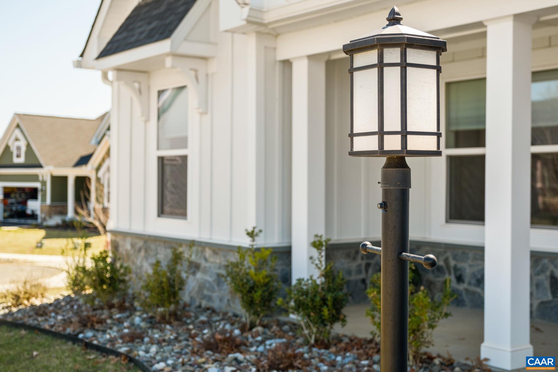 Lamp post to light the way home.