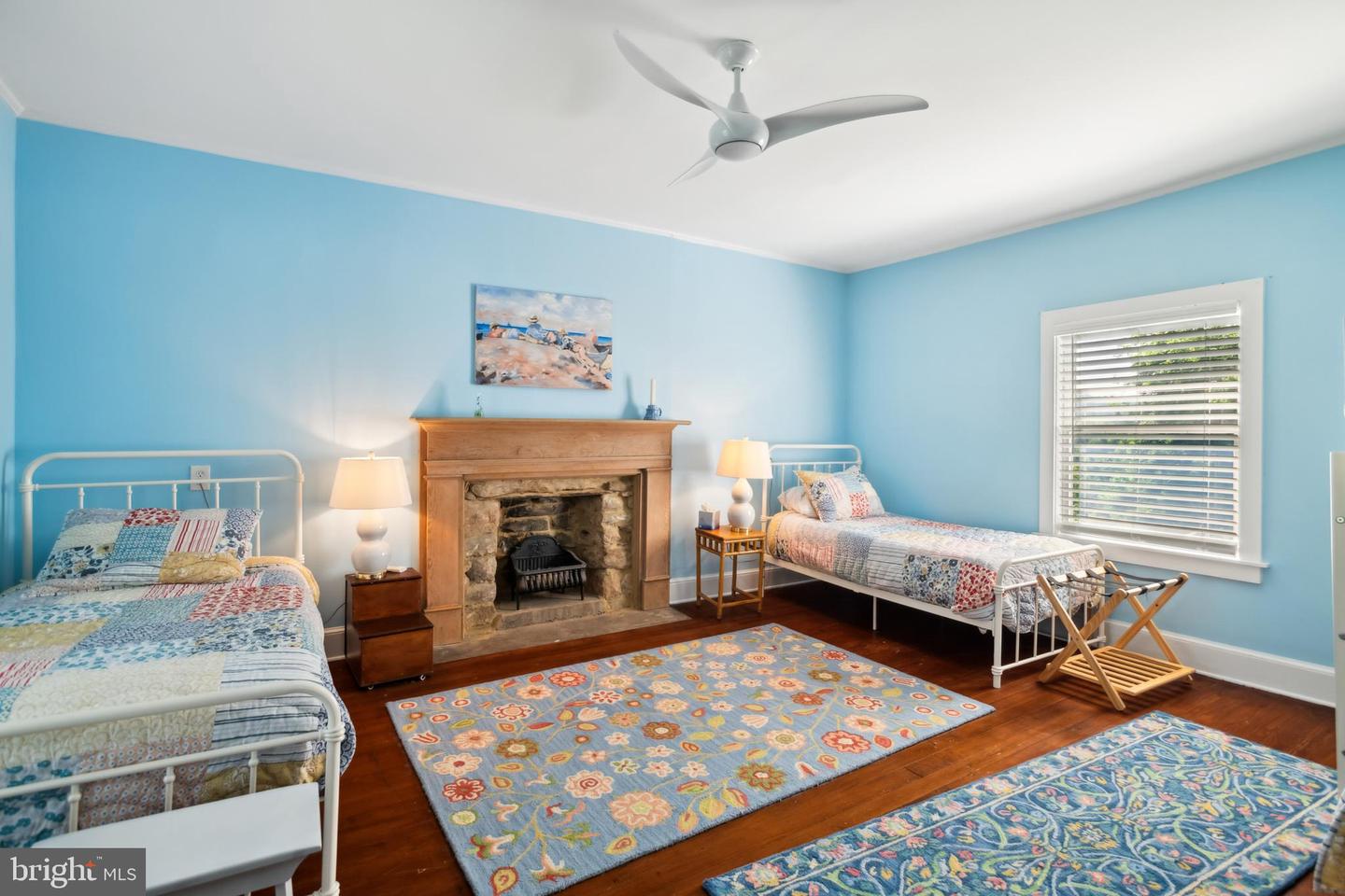 7811 CARTERS RUN DR, MARSHALL, Virginia 20115, 4 Bedrooms Bedrooms, ,3 BathroomsBathrooms,Residential,For sale,7811 CARTERS RUN DR,VAFQ2016782 MLS # VAFQ2016782