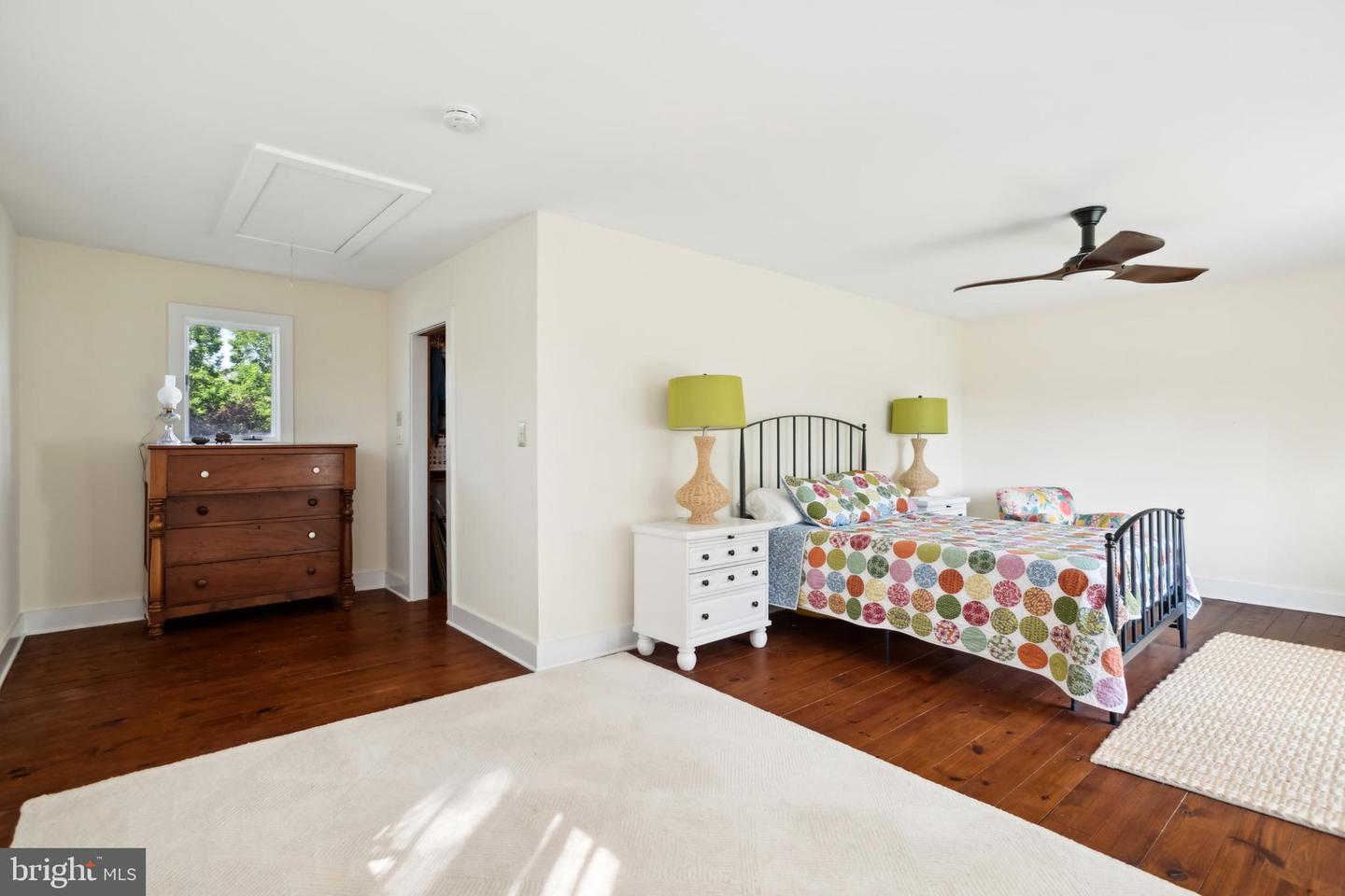 7811 CARTERS RUN DR, MARSHALL, Virginia 20115, 4 Bedrooms Bedrooms, ,3 BathroomsBathrooms,Residential,For sale,7811 CARTERS RUN DR,VAFQ2016782 MLS # VAFQ2016782