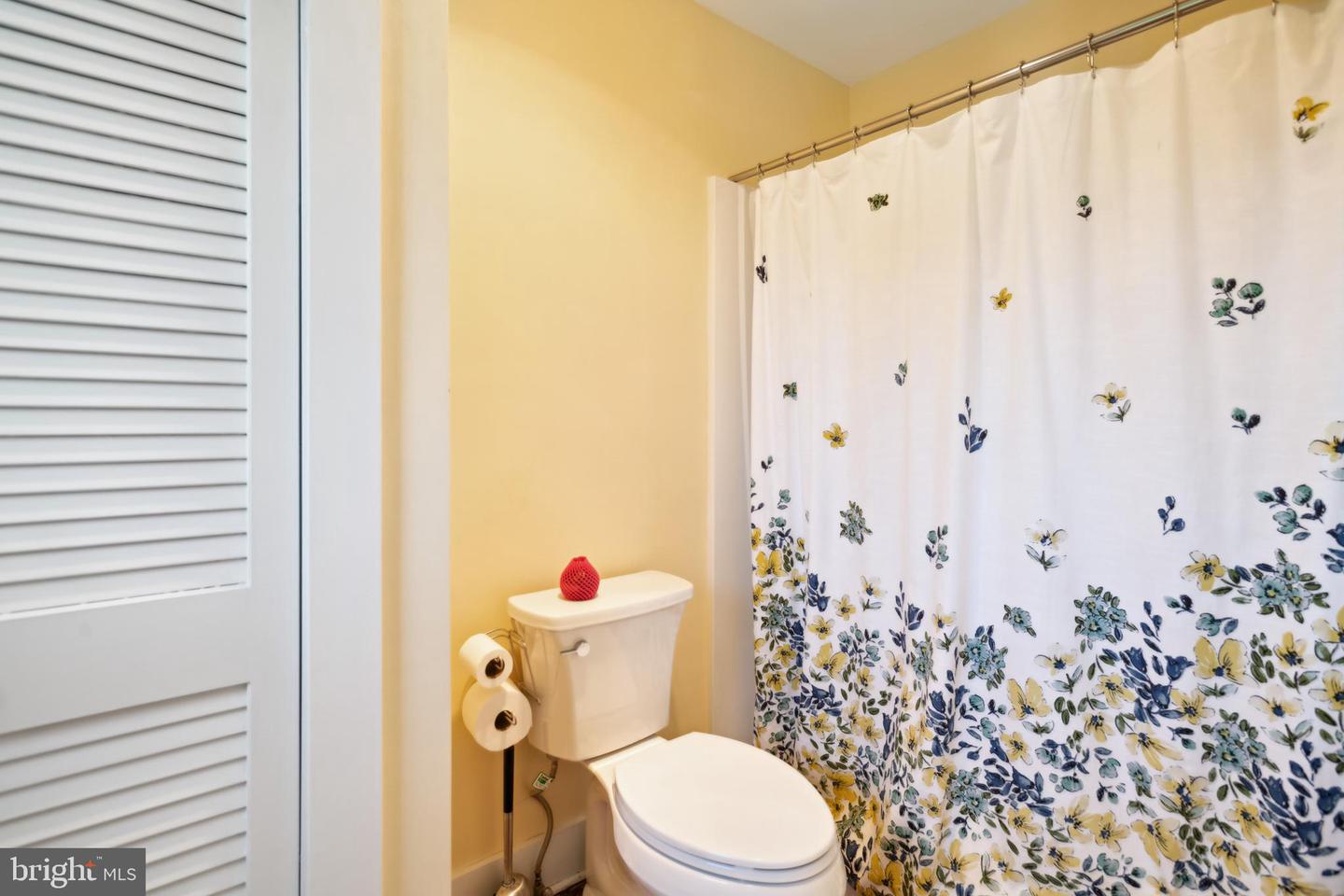 7811 CARTERS RUN DR, MARSHALL, Virginia 20115, 4 Bedrooms Bedrooms, ,3 BathroomsBathrooms,Residential,For sale,7811 CARTERS RUN DR,VAFQ2016782 MLS # VAFQ2016782