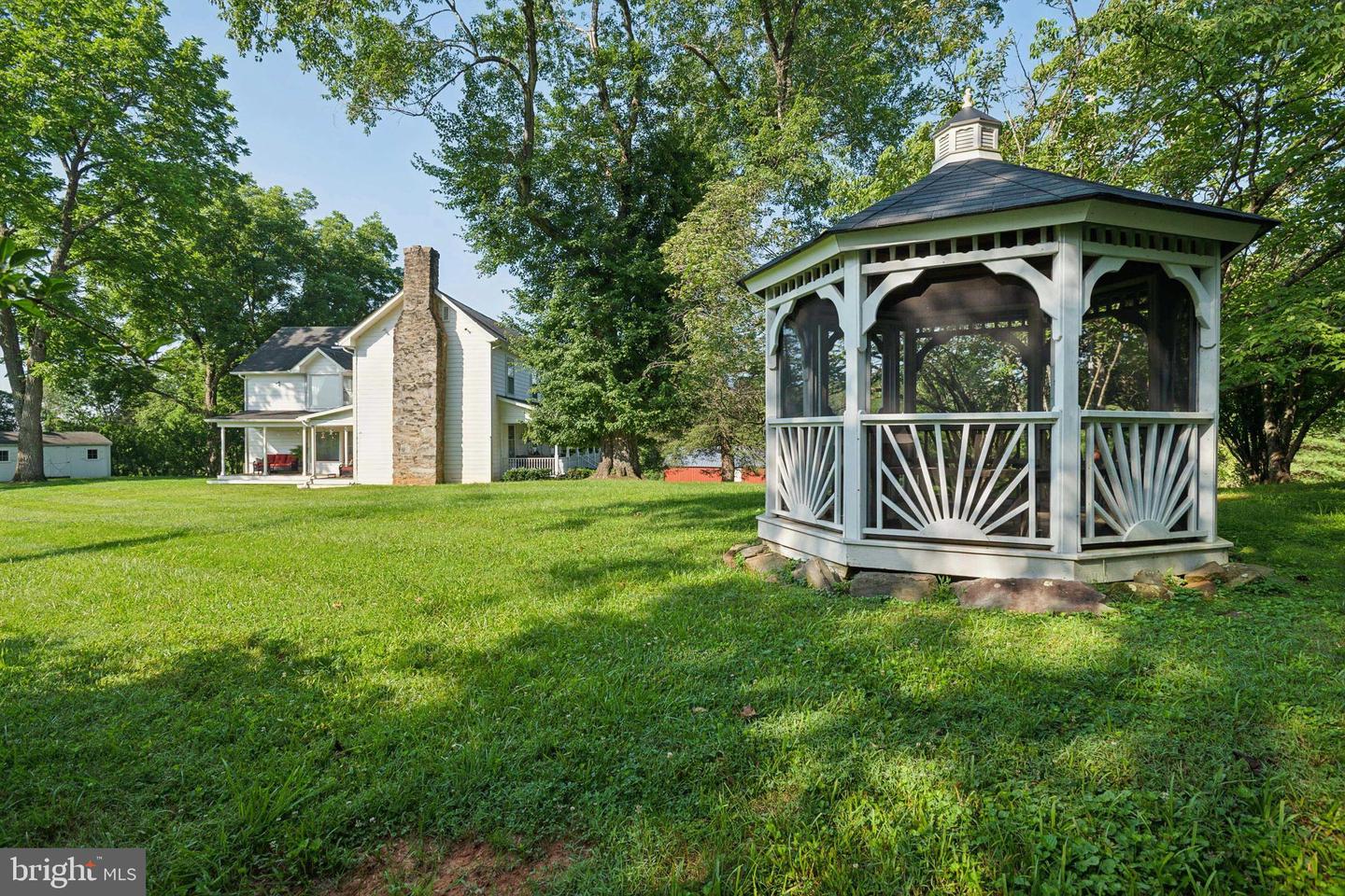 7811 CARTERS RUN DR, MARSHALL, Virginia 20115, 4 Bedrooms Bedrooms, ,3 BathroomsBathrooms,Residential,For sale,7811 CARTERS RUN DR,VAFQ2016782 MLS # VAFQ2016782