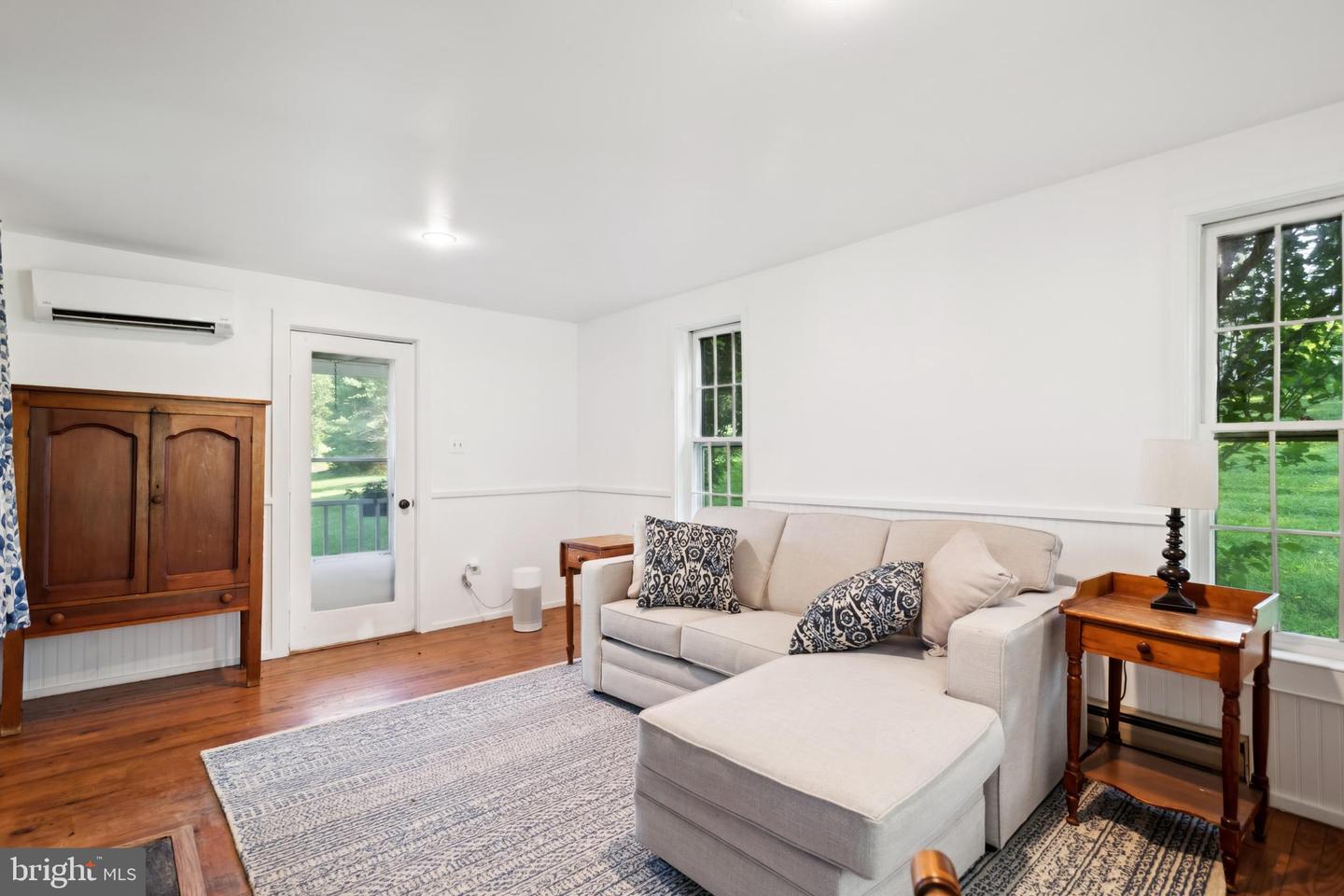 7811 CARTERS RUN DR, MARSHALL, Virginia 20115, 4 Bedrooms Bedrooms, ,3 BathroomsBathrooms,Residential,For sale,7811 CARTERS RUN DR,VAFQ2016782 MLS # VAFQ2016782