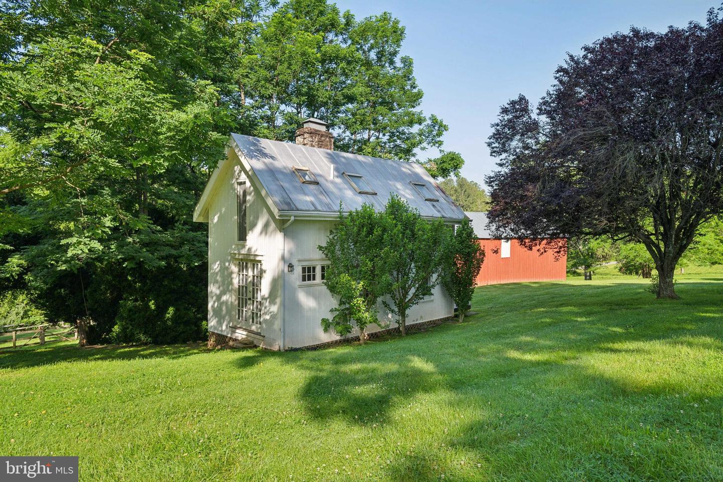 7811 CARTERS RUN DR, MARSHALL, Virginia 20115, 4 Bedrooms Bedrooms, ,3 BathroomsBathrooms,Residential,For sale,7811 CARTERS RUN DR,VAFQ2016782 MLS # VAFQ2016782