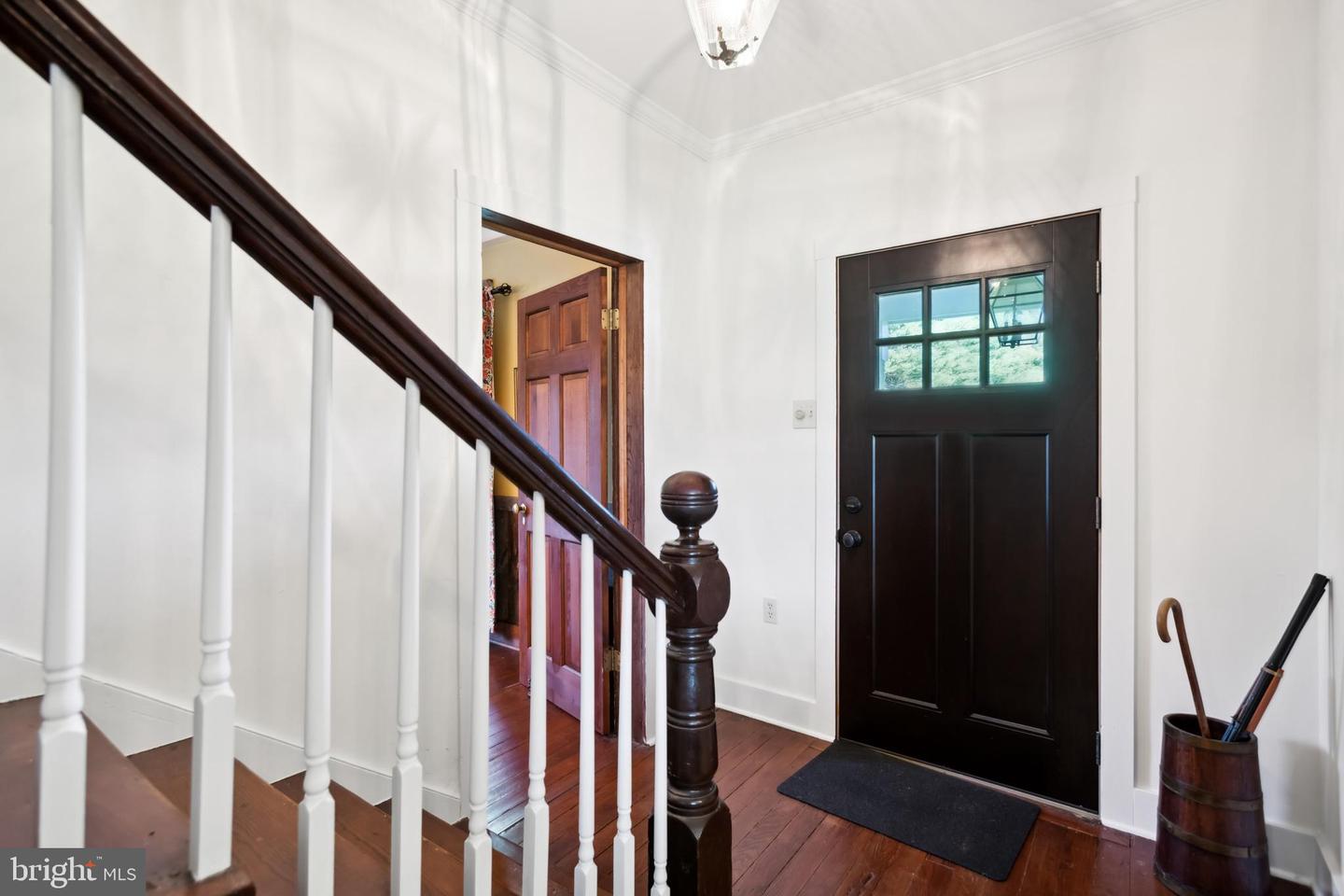 7811 CARTERS RUN DR, MARSHALL, Virginia 20115, 4 Bedrooms Bedrooms, ,3 BathroomsBathrooms,Residential,For sale,7811 CARTERS RUN DR,VAFQ2016782 MLS # VAFQ2016782