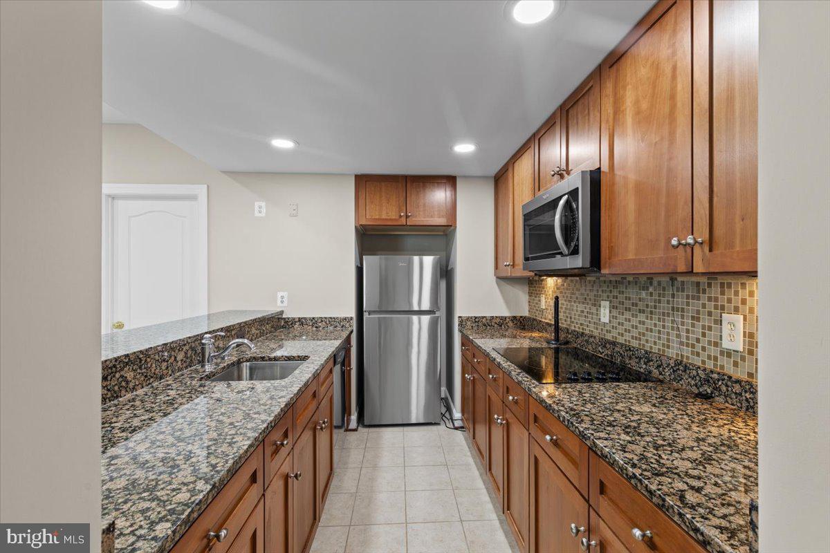 20428 CRIMSON PL, LEESBURG, Virginia 20175, 7 Bedrooms Bedrooms, ,5 BathroomsBathrooms,Residential,For sale,20428 CRIMSON PL,VALO2098168 MLS # VALO2098168