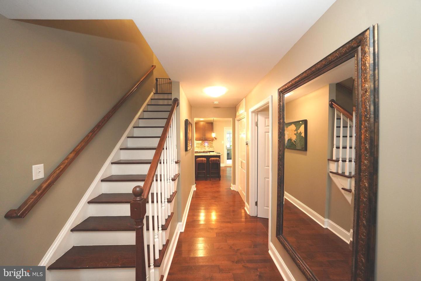 2411 POPKINS LN, ALEXANDRIA, Virginia 22306, 5 Bedrooms Bedrooms, ,3 BathroomsBathrooms,Residential,For sale,2411 POPKINS LN,VAFX2245060 MLS # VAFX2245060