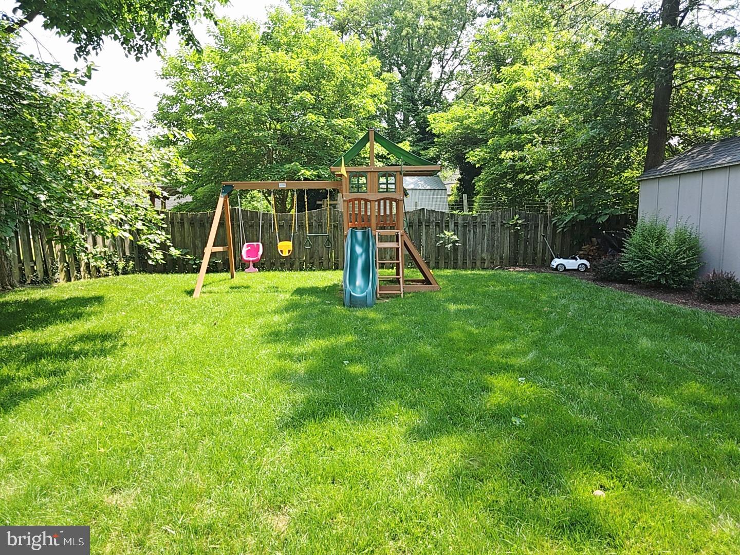 2411 POPKINS LN, ALEXANDRIA, Virginia 22306, 5 Bedrooms Bedrooms, ,3 BathroomsBathrooms,Residential,For sale,2411 POPKINS LN,VAFX2245060 MLS # VAFX2245060