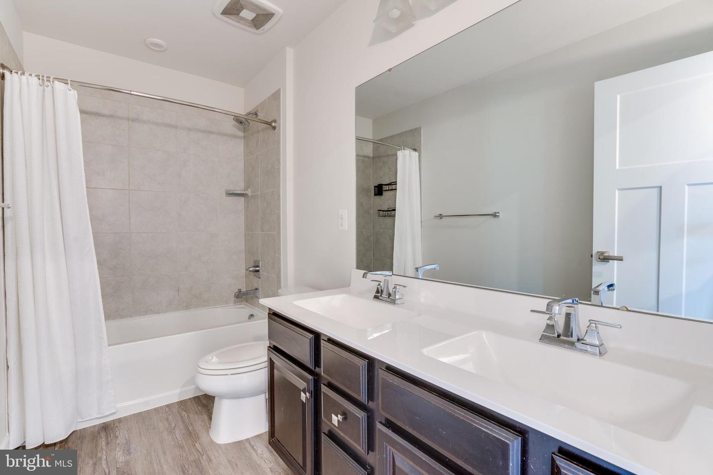 15167 HAYMARKET LANDING DR, HAYMARKET, Virginia 20169, 4 Bedrooms Bedrooms, ,2 BathroomsBathrooms,Residential,For sale,15167 HAYMARKET LANDING DR,VAPW2097292 MLS # VAPW2097292