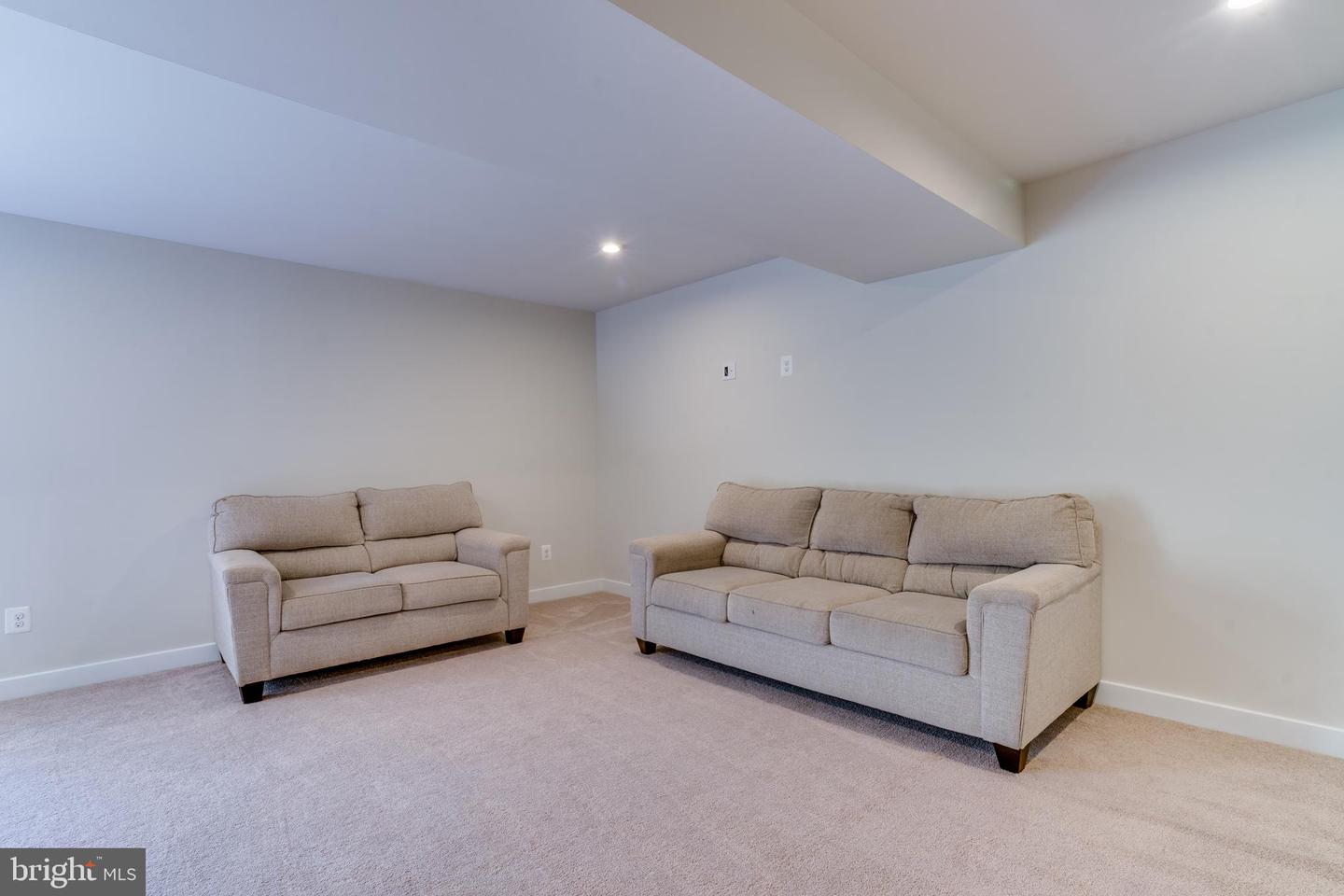 15167 HAYMARKET LANDING DR, HAYMARKET, Virginia 20169, 4 Bedrooms Bedrooms, ,2 BathroomsBathrooms,Residential,For sale,15167 HAYMARKET LANDING DR,VAPW2097292 MLS # VAPW2097292