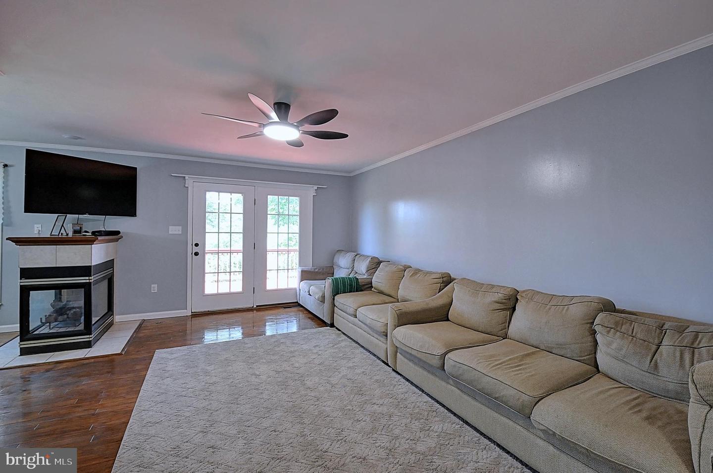 121 SWEETBRIAR LN, WINCHESTER, Virginia 22603, 4 Bedrooms Bedrooms, ,3 BathroomsBathrooms,Residential,For sale,121 SWEETBRIAR LN,VAFV2034970 MLS # VAFV2034970