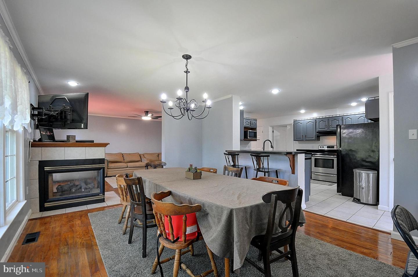 121 SWEETBRIAR LN, WINCHESTER, Virginia 22603, 4 Bedrooms Bedrooms, ,3 BathroomsBathrooms,Residential,For sale,121 SWEETBRIAR LN,VAFV2034970 MLS # VAFV2034970