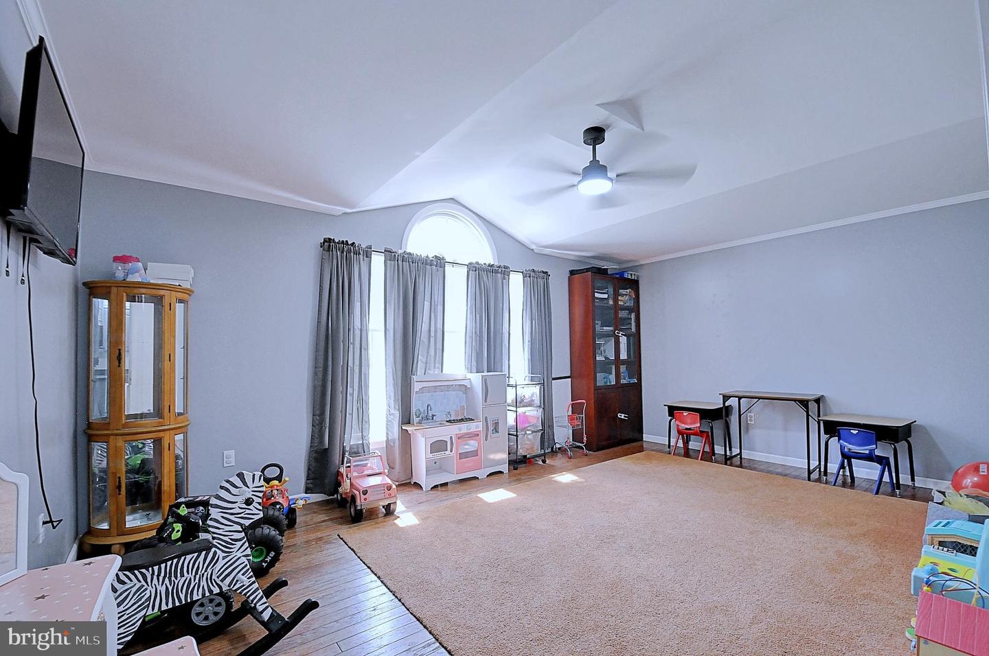 121 SWEETBRIAR LN, WINCHESTER, Virginia 22603, 4 Bedrooms Bedrooms, ,3 BathroomsBathrooms,Residential,For sale,121 SWEETBRIAR LN,VAFV2034970 MLS # VAFV2034970