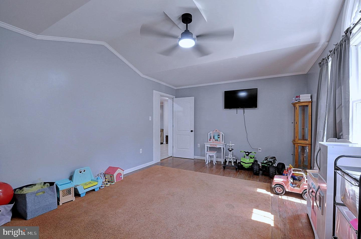 121 SWEETBRIAR LN, WINCHESTER, Virginia 22603, 4 Bedrooms Bedrooms, ,3 BathroomsBathrooms,Residential,For sale,121 SWEETBRIAR LN,VAFV2034970 MLS # VAFV2034970
