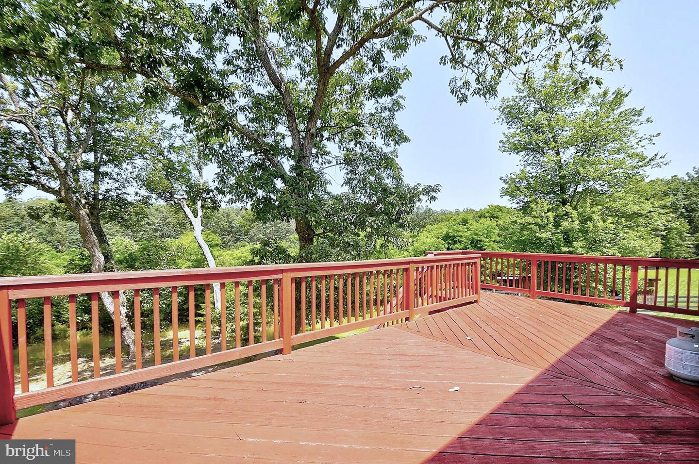 121 SWEETBRIAR LN, WINCHESTER, Virginia 22603, 4 Bedrooms Bedrooms, ,3 BathroomsBathrooms,Residential,For sale,121 SWEETBRIAR LN,VAFV2034970 MLS # VAFV2034970