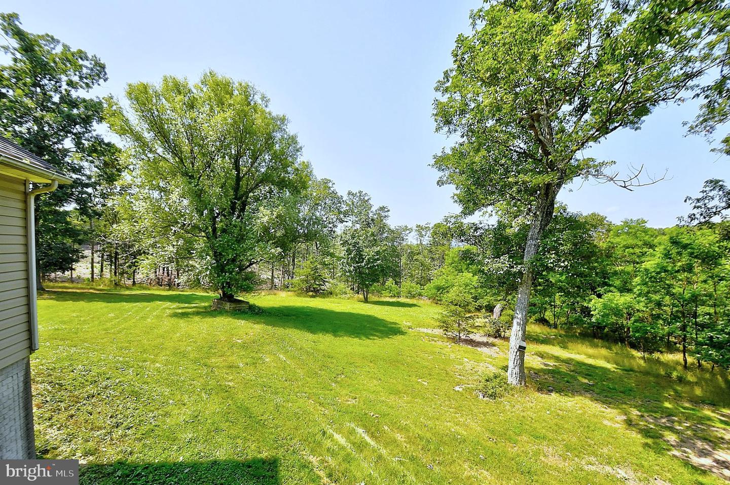 121 SWEETBRIAR LN, WINCHESTER, Virginia 22603, 4 Bedrooms Bedrooms, ,3 BathroomsBathrooms,Residential,For sale,121 SWEETBRIAR LN,VAFV2034970 MLS # VAFV2034970