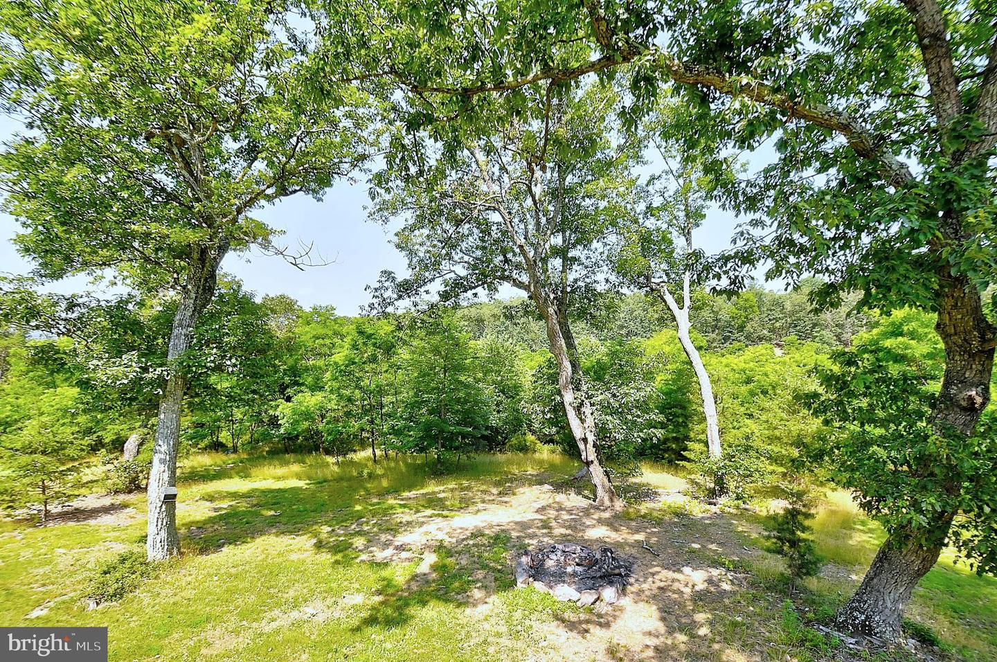 121 SWEETBRIAR LN, WINCHESTER, Virginia 22603, 4 Bedrooms Bedrooms, ,3 BathroomsBathrooms,Residential,For sale,121 SWEETBRIAR LN,VAFV2034970 MLS # VAFV2034970