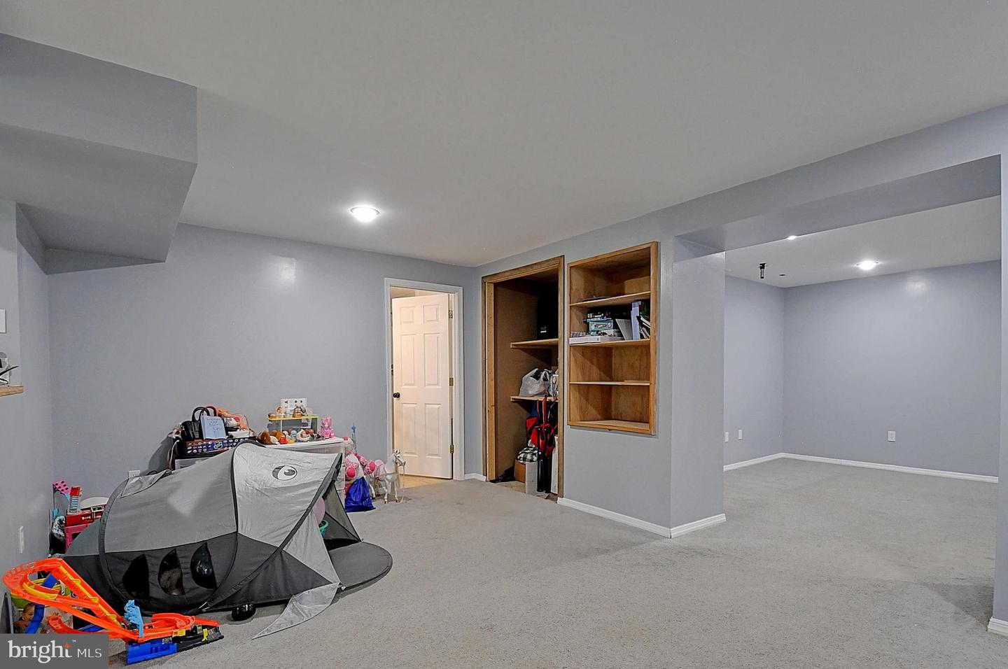 121 SWEETBRIAR LN, WINCHESTER, Virginia 22603, 4 Bedrooms Bedrooms, ,3 BathroomsBathrooms,Residential,For sale,121 SWEETBRIAR LN,VAFV2034970 MLS # VAFV2034970