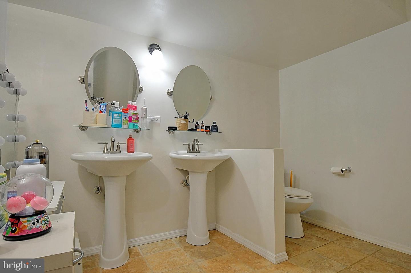 121 SWEETBRIAR LN, WINCHESTER, Virginia 22603, 4 Bedrooms Bedrooms, ,3 BathroomsBathrooms,Residential,For sale,121 SWEETBRIAR LN,VAFV2034970 MLS # VAFV2034970