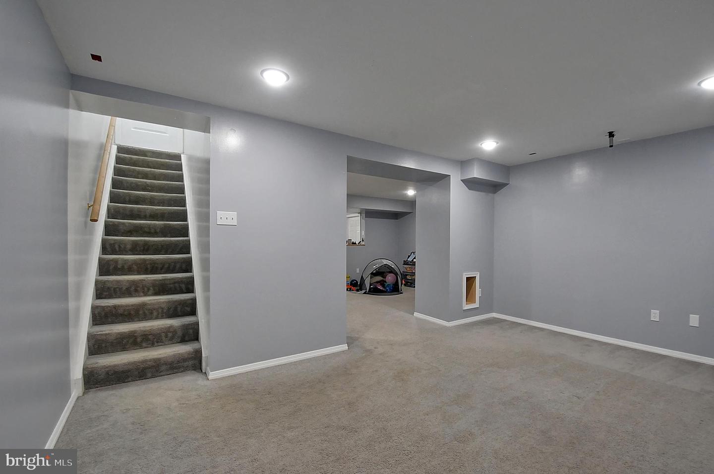 121 SWEETBRIAR LN, WINCHESTER, Virginia 22603, 4 Bedrooms Bedrooms, ,3 BathroomsBathrooms,Residential,For sale,121 SWEETBRIAR LN,VAFV2034970 MLS # VAFV2034970