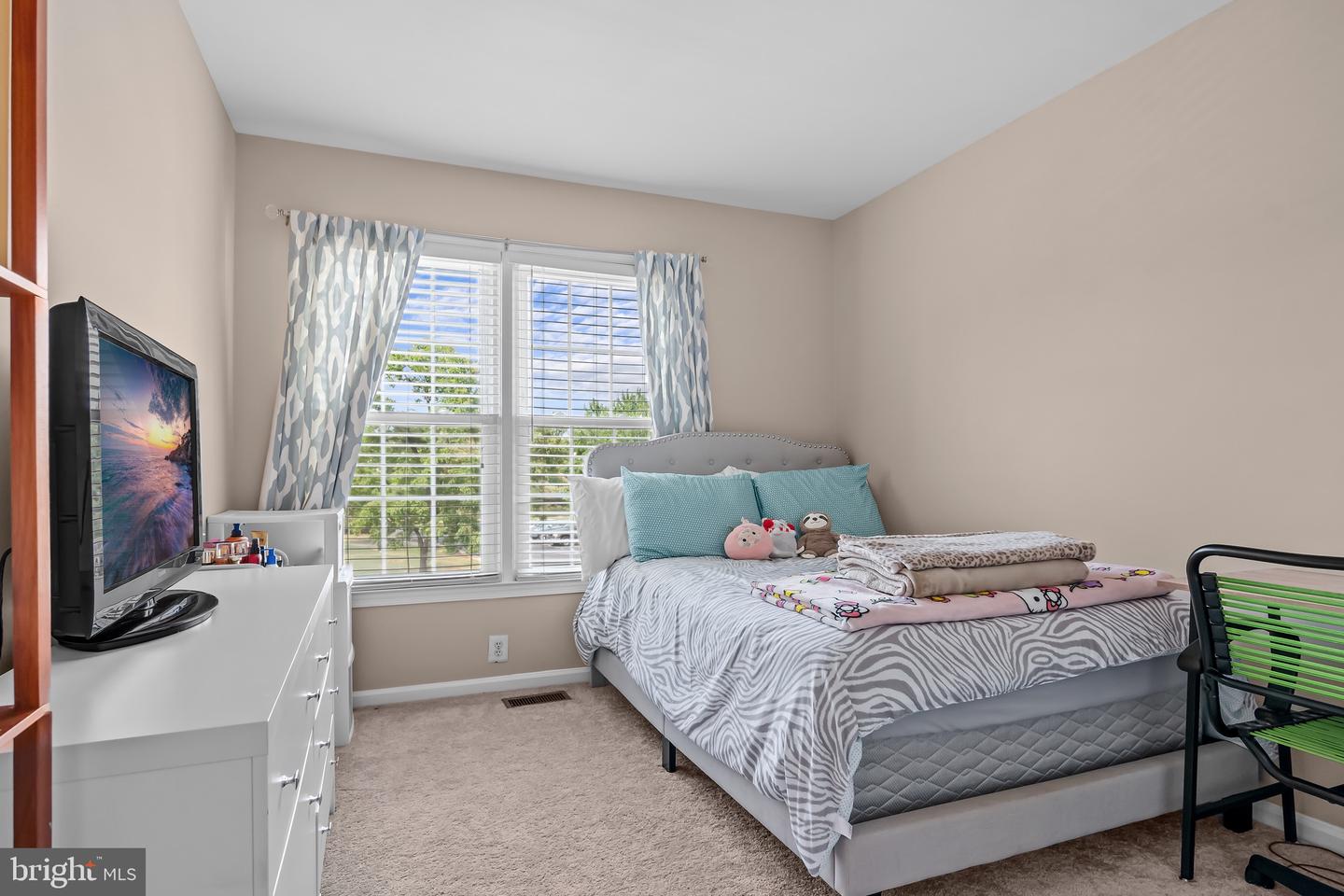 21196 WINDING BROOK SQ, ASHBURN, Virginia 20147, 3 Bedrooms Bedrooms, ,3 BathroomsBathrooms,Residential,For sale,21196 WINDING BROOK SQ,VALO2099864 MLS # VALO2099864