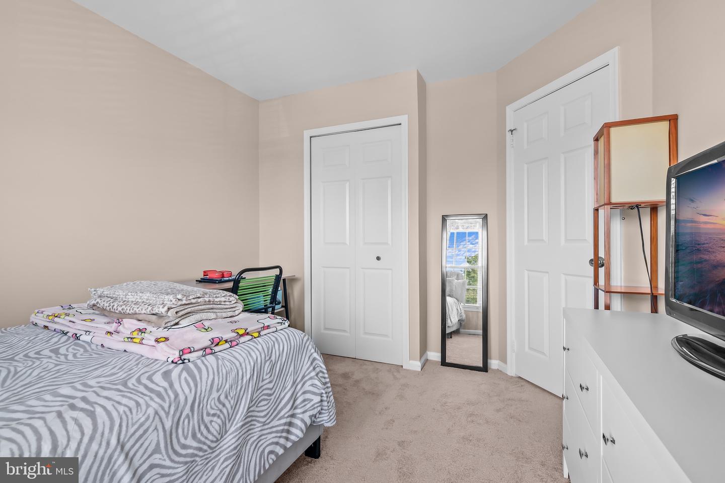 21196 WINDING BROOK SQ, ASHBURN, Virginia 20147, 3 Bedrooms Bedrooms, ,3 BathroomsBathrooms,Residential,For sale,21196 WINDING BROOK SQ,VALO2099864 MLS # VALO2099864