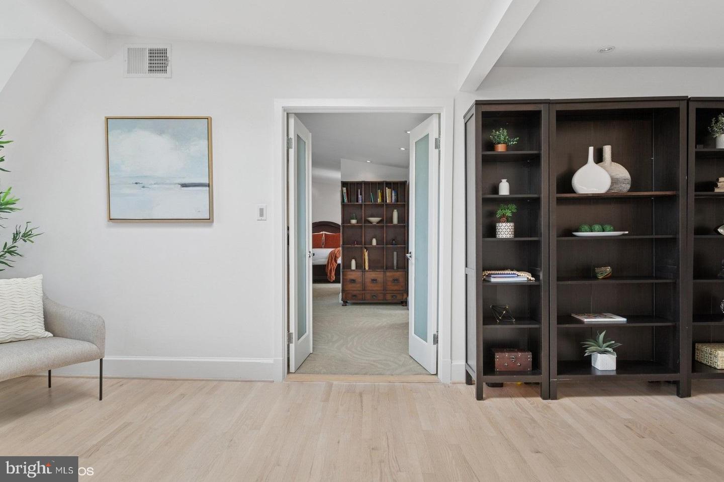 1915 CALVERT ST NW #500, WASHINGTON, District Of Columbia 20009, 1 Bedroom Bedrooms, ,1 BathroomBathrooms,Residential,For sale,1915 CALVERT ST NW #500,DCDC2206508 MLS # DCDC2206508