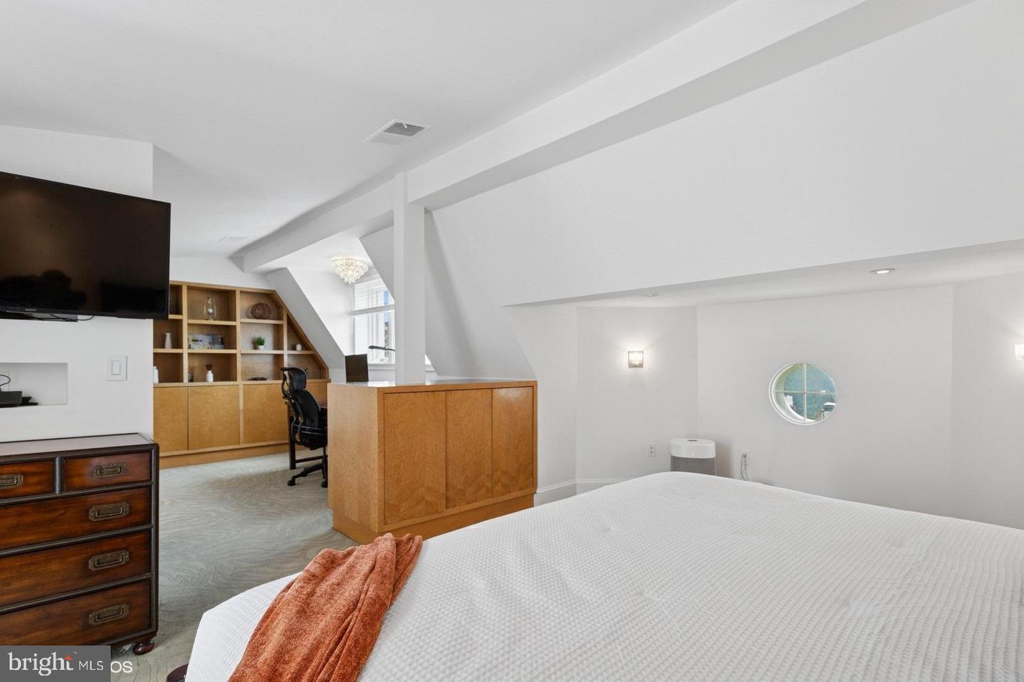 1915 CALVERT ST NW #500, WASHINGTON, District Of Columbia 20009, 1 Bedroom Bedrooms, ,1 BathroomBathrooms,Residential,For sale,1915 CALVERT ST NW #500,DCDC2206508 MLS # DCDC2206508