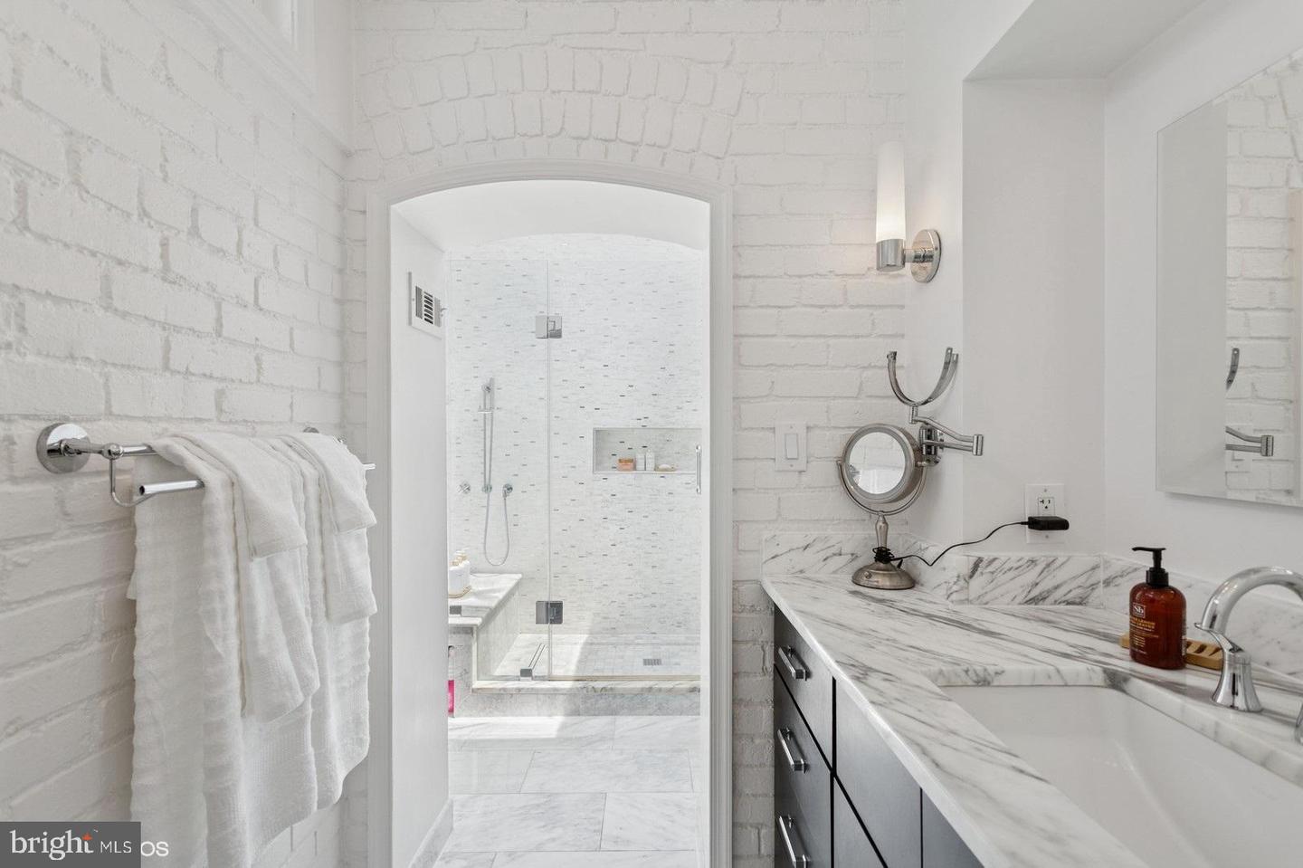 1915 CALVERT ST NW #500, WASHINGTON, District Of Columbia 20009, 1 Bedroom Bedrooms, ,1 BathroomBathrooms,Residential,For sale,1915 CALVERT ST NW #500,DCDC2206508 MLS # DCDC2206508