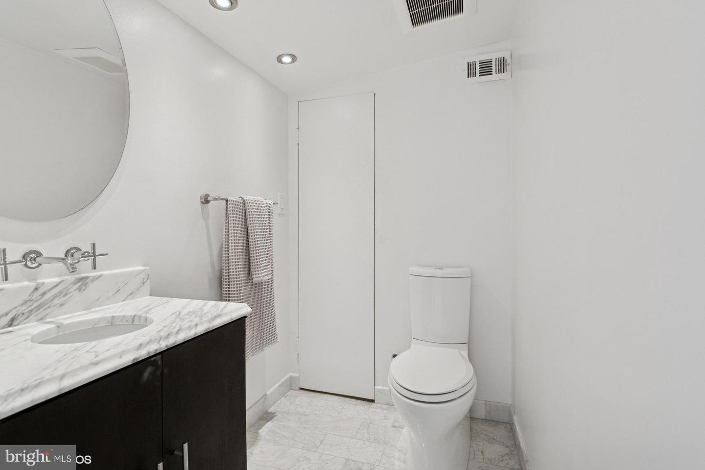 1915 CALVERT ST NW #500, WASHINGTON, District Of Columbia 20009, 1 Bedroom Bedrooms, ,1 BathroomBathrooms,Residential,For sale,1915 CALVERT ST NW #500,DCDC2206508 MLS # DCDC2206508