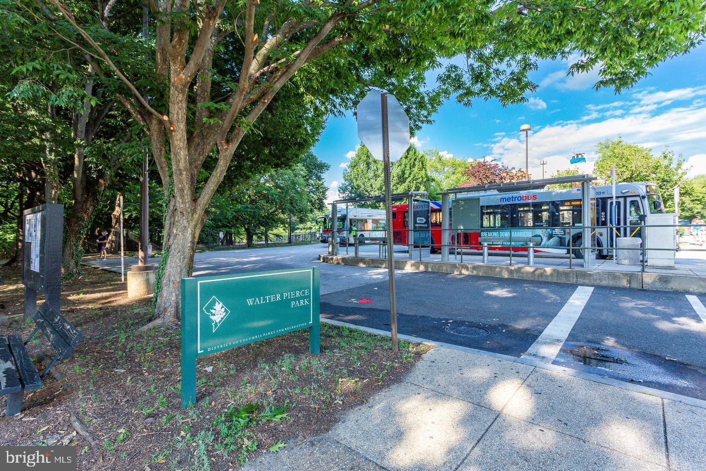 1915 CALVERT ST NW #500, WASHINGTON, District Of Columbia 20009, 1 Bedroom Bedrooms, ,1 BathroomBathrooms,Residential,For sale,1915 CALVERT ST NW #500,DCDC2206508 MLS # DCDC2206508