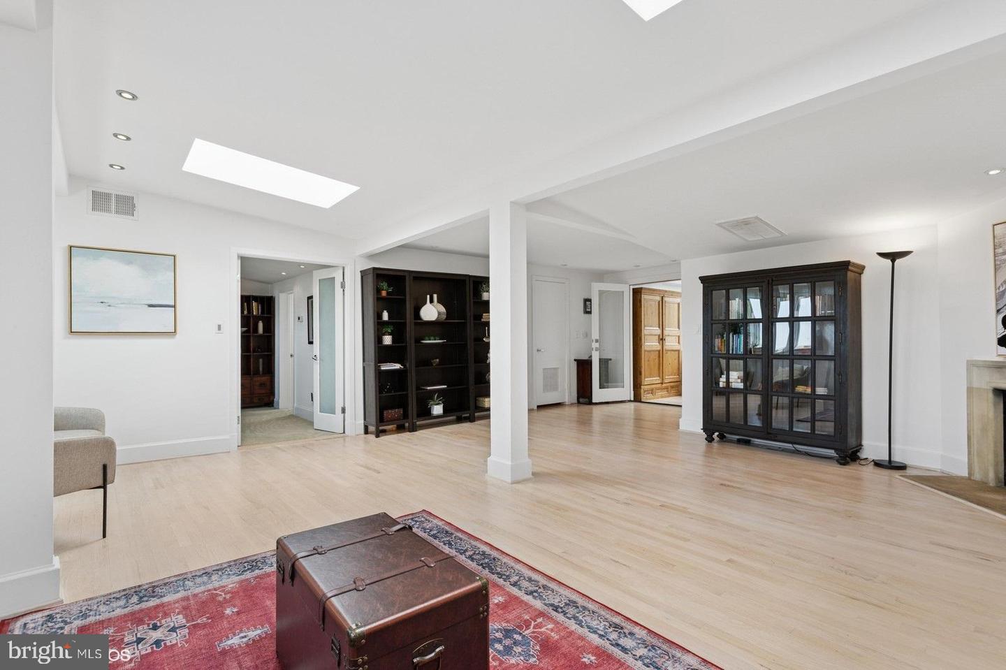 1915 CALVERT ST NW #500, WASHINGTON, District Of Columbia 20009, 1 Bedroom Bedrooms, ,1 BathroomBathrooms,Residential,For sale,1915 CALVERT ST NW #500,DCDC2206508 MLS # DCDC2206508
