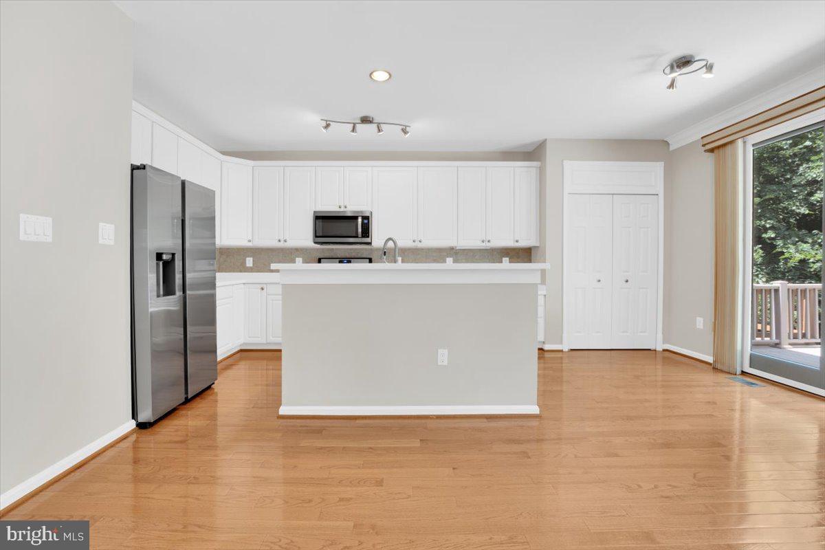 47698 LOWELAND TER, STERLING, Virginia 20165, 3 Bedrooms Bedrooms, 11 Rooms Rooms,3 BathroomsBathrooms,Residential,For sale,47698 LOWELAND TER,VALO2100318 MLS # VALO2100318