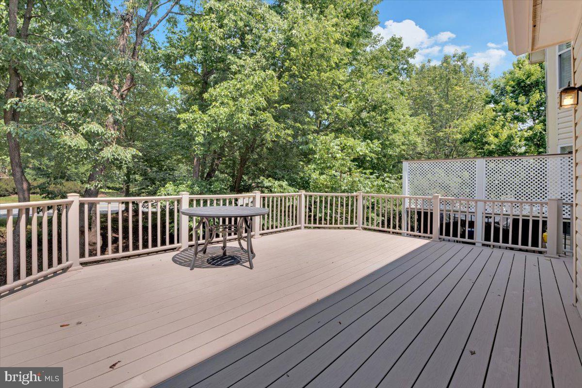 47698 LOWELAND TER, STERLING, Virginia 20165, 3 Bedrooms Bedrooms, 11 Rooms Rooms,3 BathroomsBathrooms,Residential,For sale,47698 LOWELAND TER,VALO2100318 MLS # VALO2100318