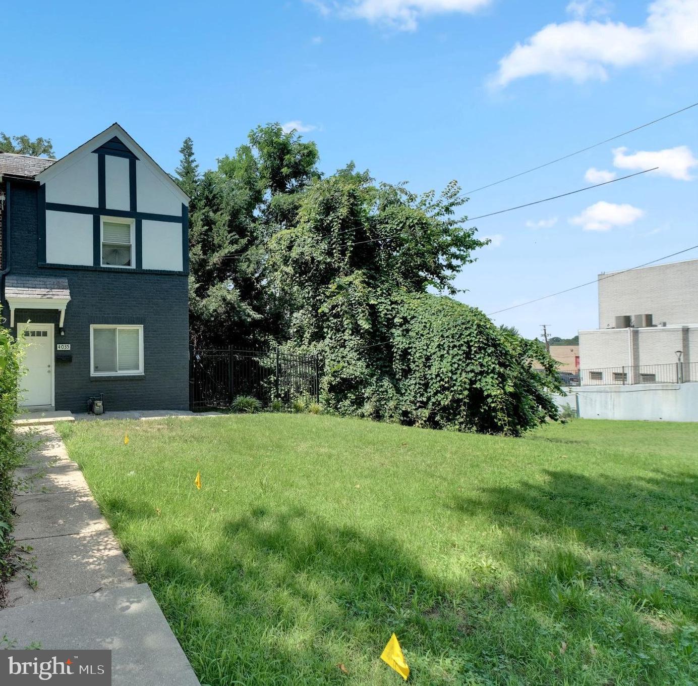 4035 BENNING RD NE, WASHINGTON, District Of Columbia 20019, 3 Bedrooms Bedrooms, 8 Rooms Rooms,2 BathroomsBathrooms,Residential,For sale,4035 BENNING RD NE,DCDC2207532 MLS # DCDC2207532