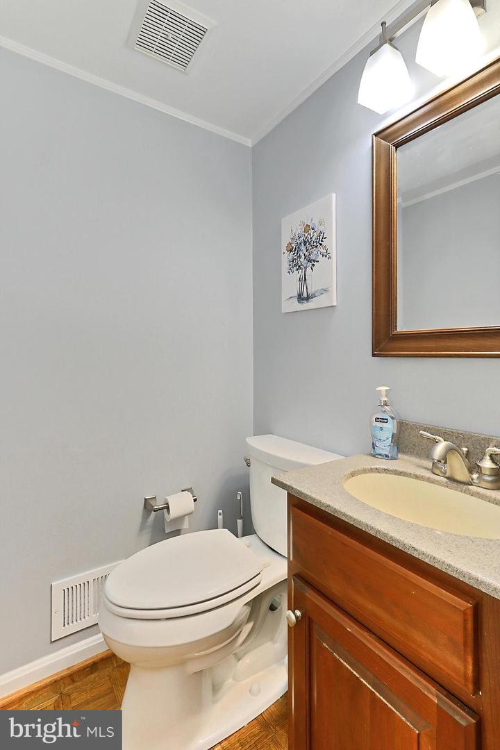 9603 HELENWOOD DR, FAIRFAX, Virginia 22032, 5 Bedrooms Bedrooms, ,2 BathroomsBathrooms,Residential,For sale,9603 HELENWOOD DR,VAFX2250664 MLS # VAFX2250664