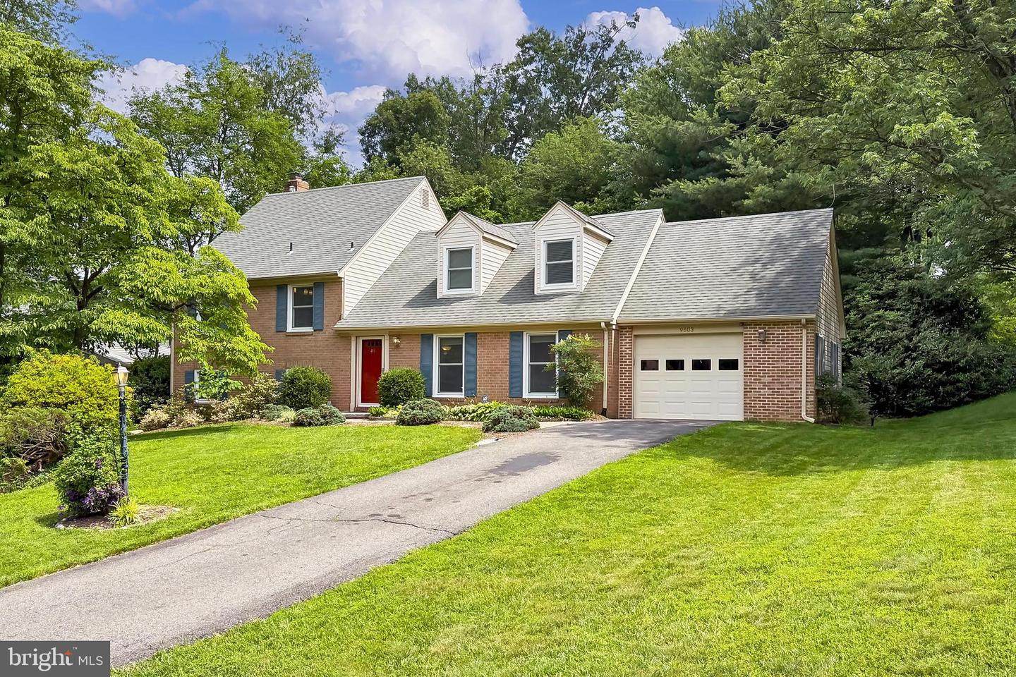 9603 HELENWOOD DR, FAIRFAX, Virginia 22032, 5 Bedrooms Bedrooms, ,2 BathroomsBathrooms,Residential,For sale,9603 HELENWOOD DR,VAFX2250664 MLS # VAFX2250664