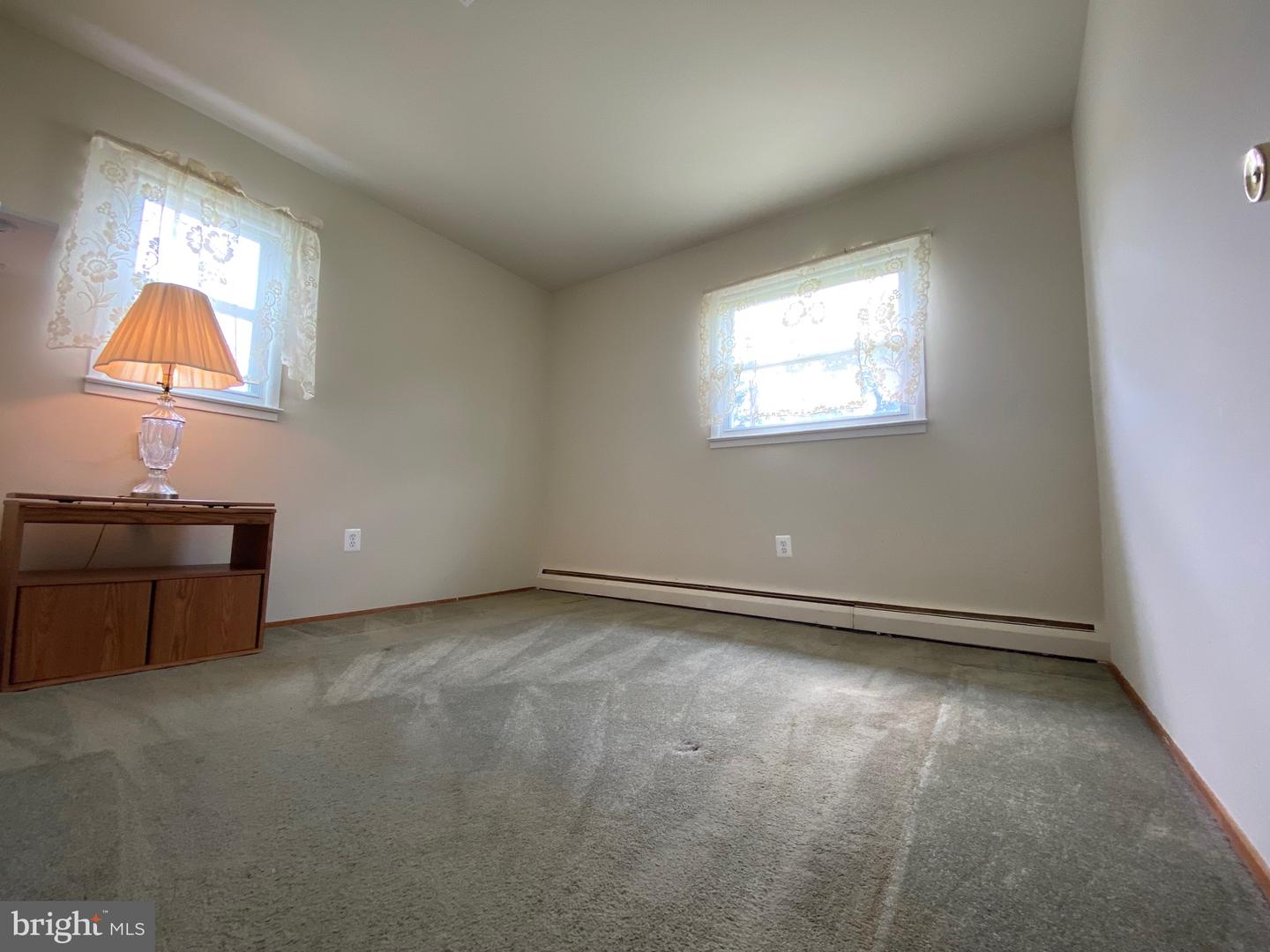 1606 FLORIDA AVE, WOODBRIDGE, Virginia 22191, 4 Bedrooms Bedrooms, ,1 BathroomBathrooms,Residential,For sale,1606 FLORIDA AVE,VAPW2098090 MLS # VAPW2098090
