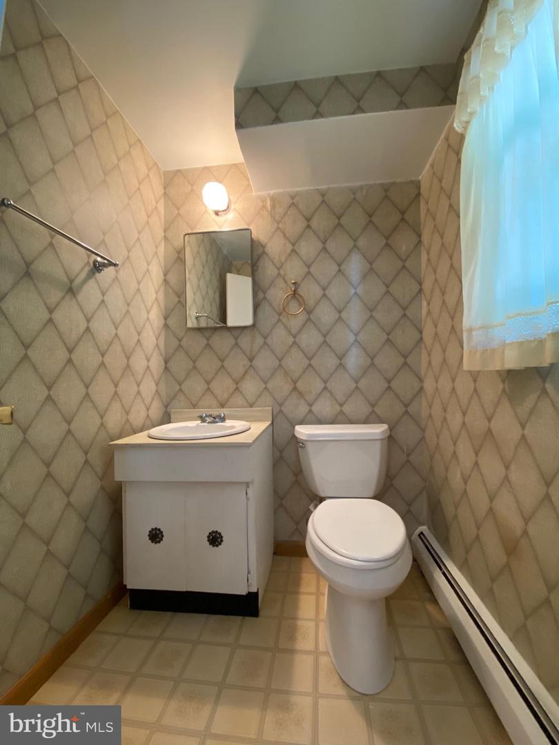 1606 FLORIDA AVE, WOODBRIDGE, Virginia 22191, 4 Bedrooms Bedrooms, ,1 BathroomBathrooms,Residential,For sale,1606 FLORIDA AVE,VAPW2098090 MLS # VAPW2098090