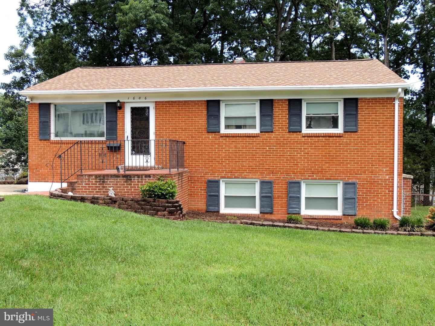 1606 FLORIDA AVE, WOODBRIDGE, Virginia 22191, 4 Bedrooms Bedrooms, ,1 BathroomBathrooms,Residential,For sale,1606 FLORIDA AVE,VAPW2098090 MLS # VAPW2098090