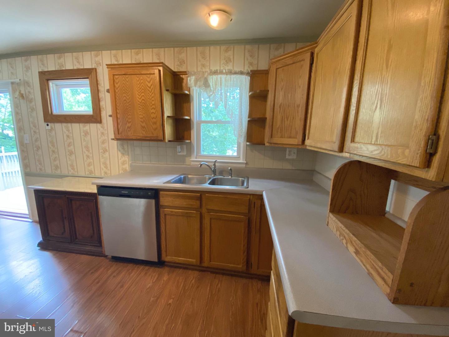 1606 FLORIDA AVE, WOODBRIDGE, Virginia 22191, 4 Bedrooms Bedrooms, ,1 BathroomBathrooms,Residential,For sale,1606 FLORIDA AVE,VAPW2098090 MLS # VAPW2098090