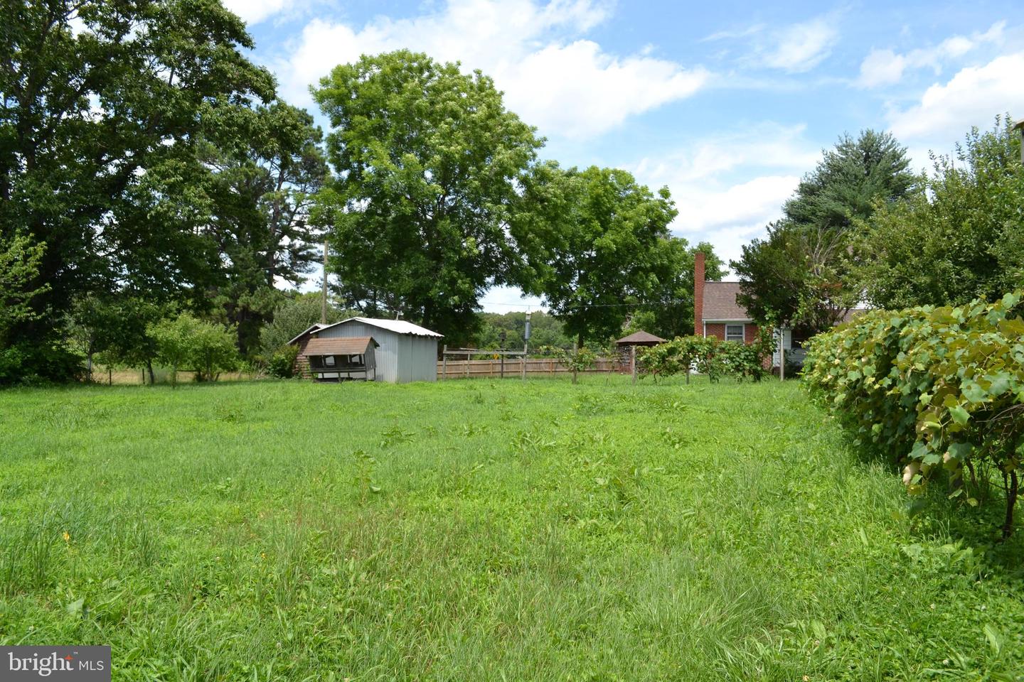6830 BLACK ROCK DR, SPOTSYLVANIA, Virginia 22551, 3 Bedrooms Bedrooms, ,2 BathroomsBathrooms,Residential,For sale,6830 BLACK ROCK DR,VASP2034256 MLS # VASP2034256