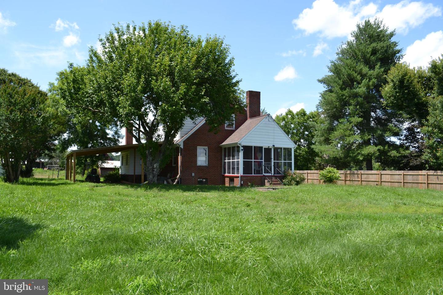 6830 BLACK ROCK DR, SPOTSYLVANIA, Virginia 22551, 3 Bedrooms Bedrooms, ,2 BathroomsBathrooms,Residential,For sale,6830 BLACK ROCK DR,VASP2034256 MLS # VASP2034256