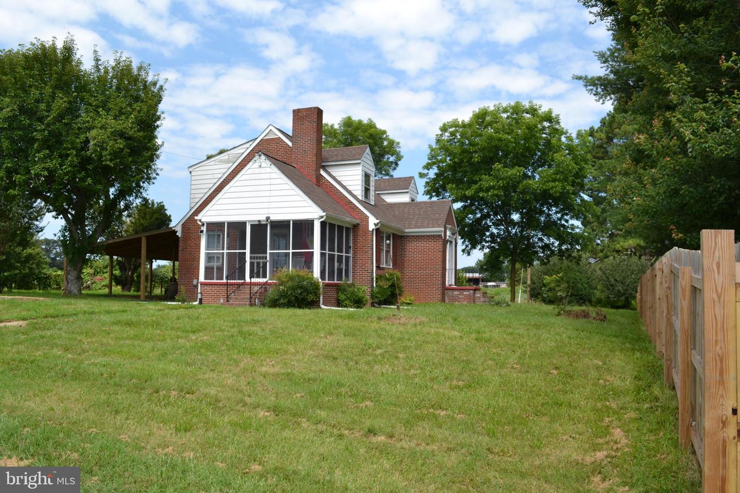 6830 BLACK ROCK DR, SPOTSYLVANIA, Virginia 22551, 3 Bedrooms Bedrooms, ,2 BathroomsBathrooms,Residential,For sale,6830 BLACK ROCK DR,VASP2034256 MLS # VASP2034256