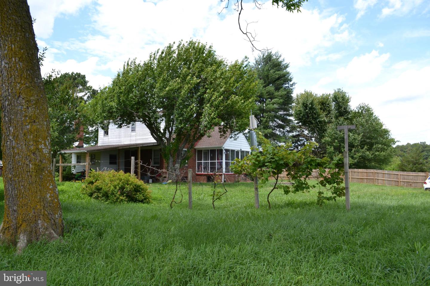 6830 BLACK ROCK DR, SPOTSYLVANIA, Virginia 22551, 3 Bedrooms Bedrooms, ,2 BathroomsBathrooms,Residential,For sale,6830 BLACK ROCK DR,VASP2034256 MLS # VASP2034256